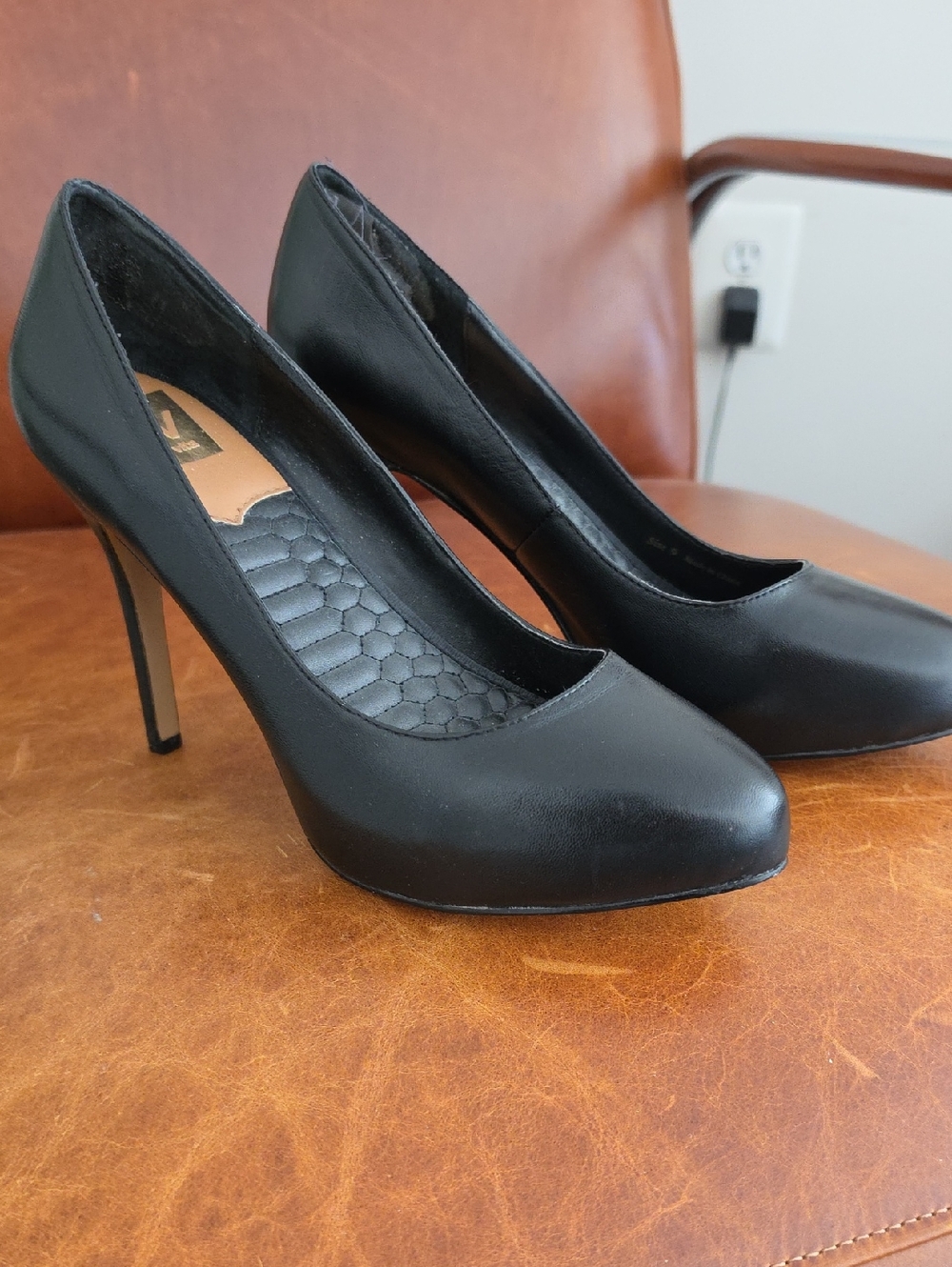 DV by Dolce Vita Black Pointed Toe Stiletto Heels